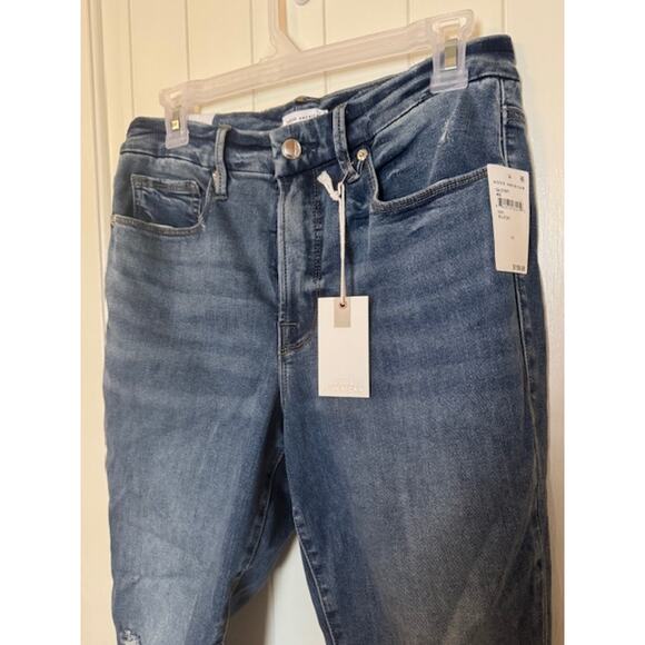 NWT Good American Good Legs Crop 12/31 - Picture 3 of 9